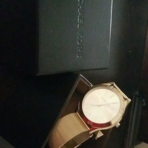Michael kors LIMITED EDITION watch almost new